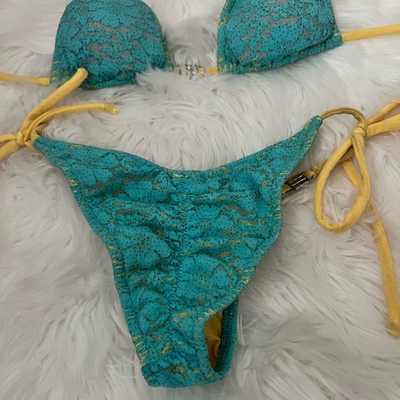 Peach buns Bikini set size S - Picture 5 of 7